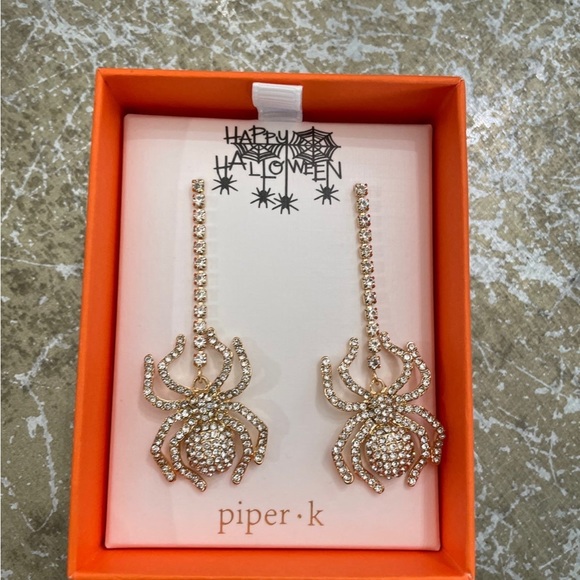 PIPER K” HALLOWEEN VERTICAL DROP “RHINESTONE SPIDER EARRINGS - Picture 3 of 4